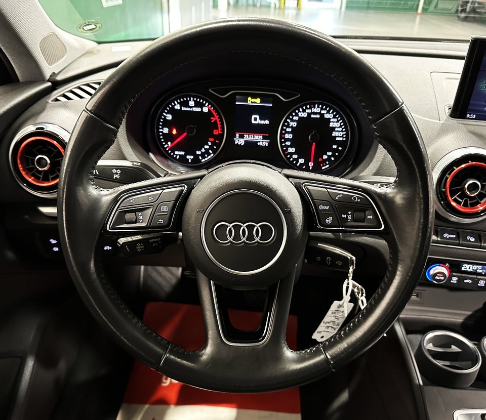 Audi A3 40 TFSi Sport Limited Sportback S-tr. 5d