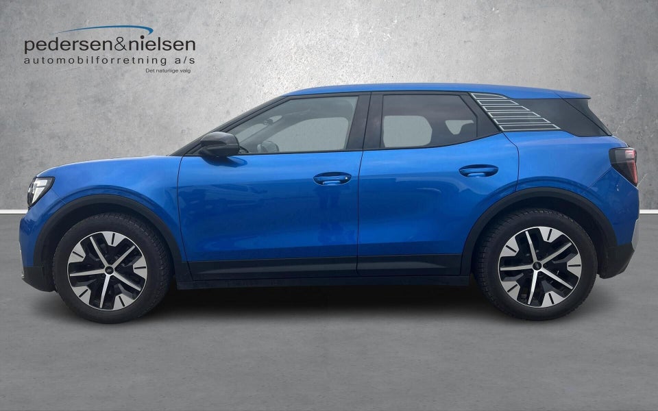 Ford Explorer 82 Premium Extended Range 5d