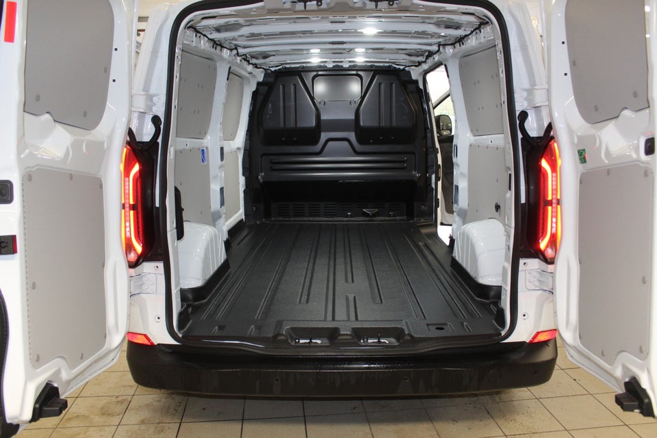 Ford E-Transit Custom 320L 64 Limited