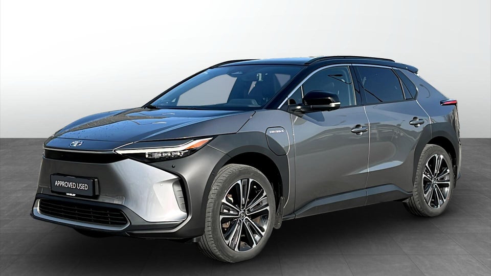 Toyota bZ4X Executive 5d