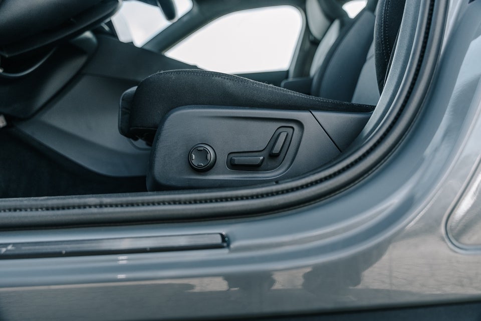 Polestar 2 Long Range AWD 5d