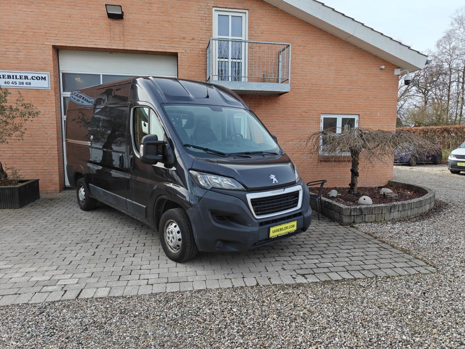 Peugeot Boxer 330 2,0 BlueHDi 130 L2H2
