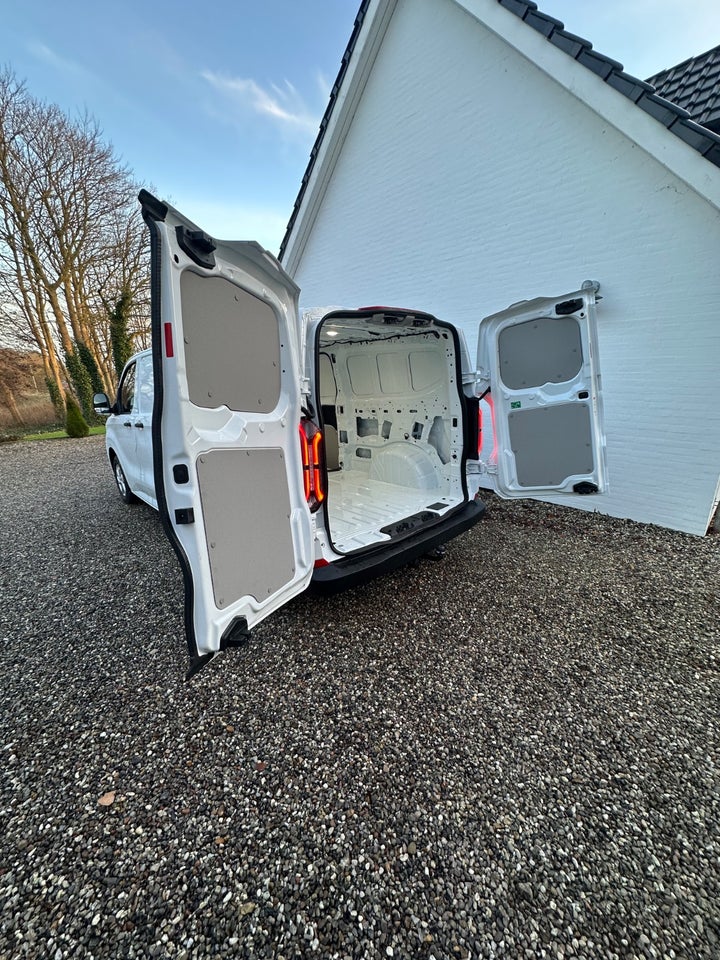 Ford E-Transit Custom 340L 64 Trend