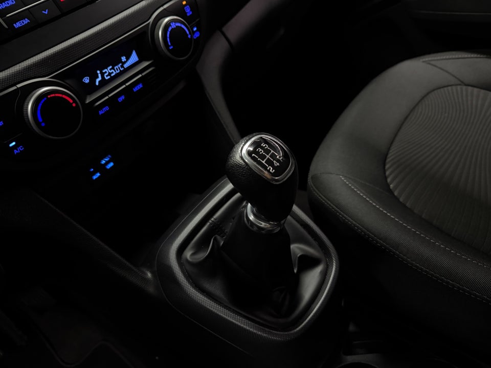 Hyundai i10 1,0 Touch 5d