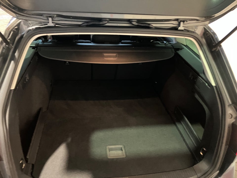 VW Passat 2,0 TDi 150 Comfortline Variant DSG 5d