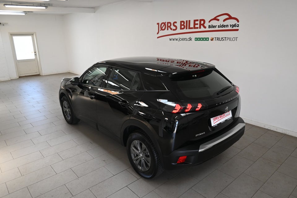 Peugeot 2008 1,2 PureTech 100 Selection 5d