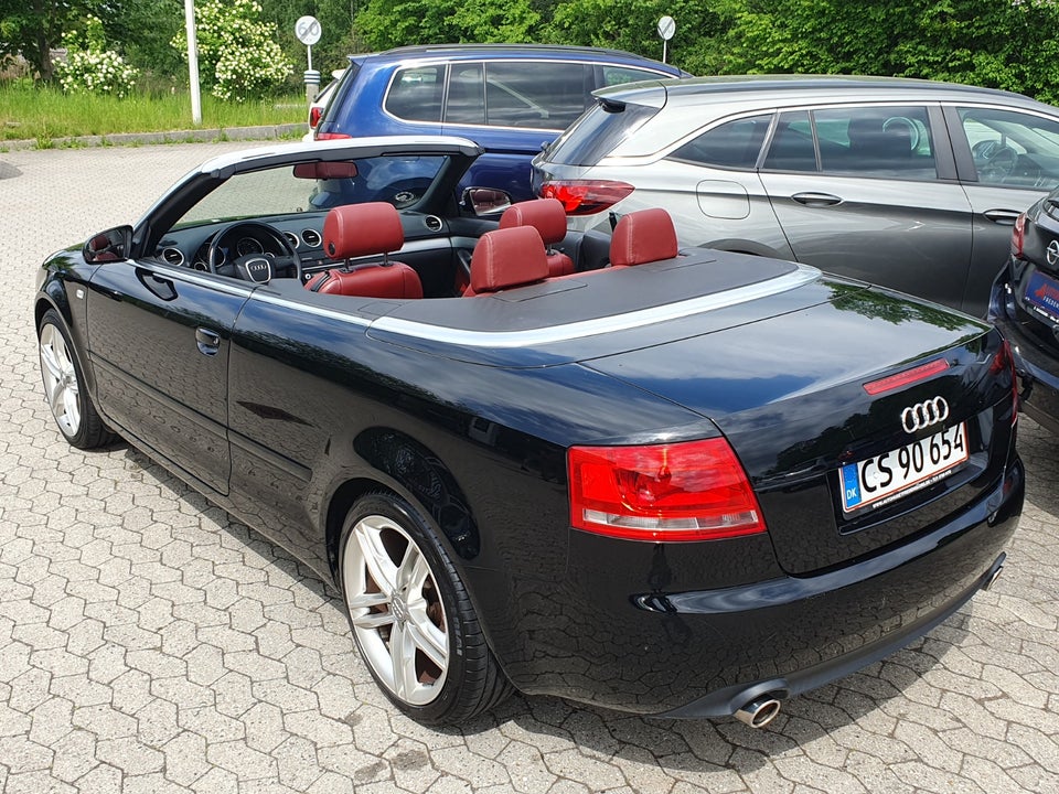 Audi A4 1,8 T 163 Cabriolet 2d
