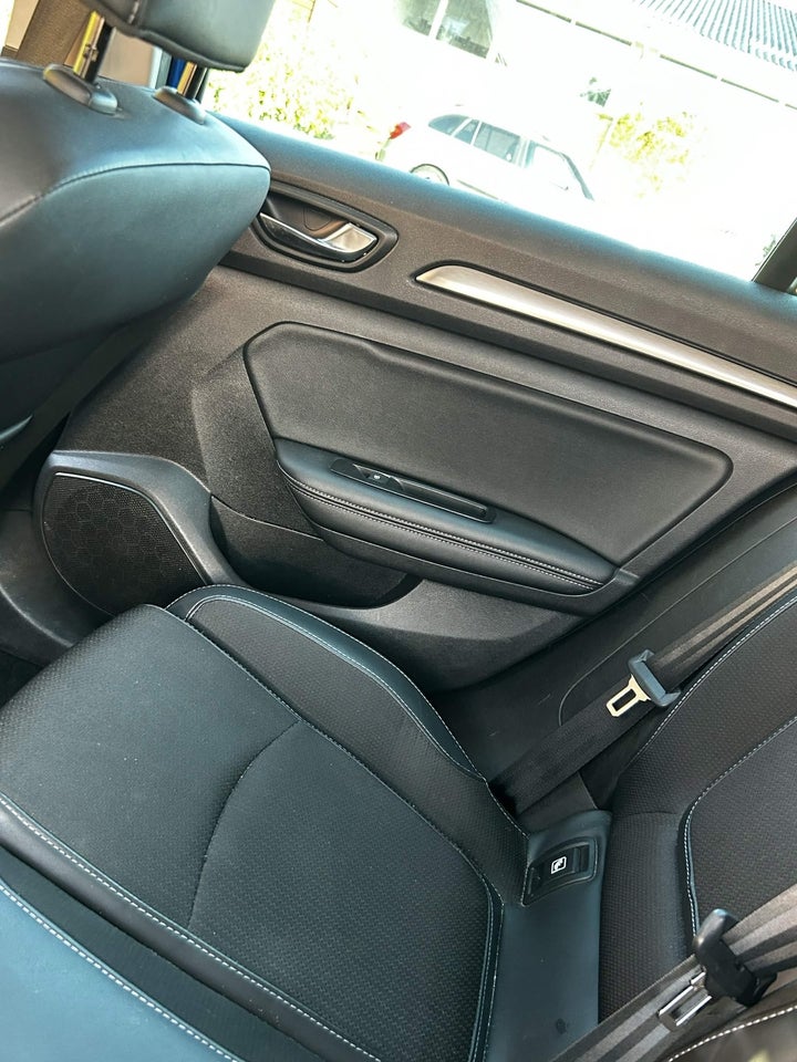 Renault Megane IV 1,6 E-Tech Intens Sport Tourer 5d