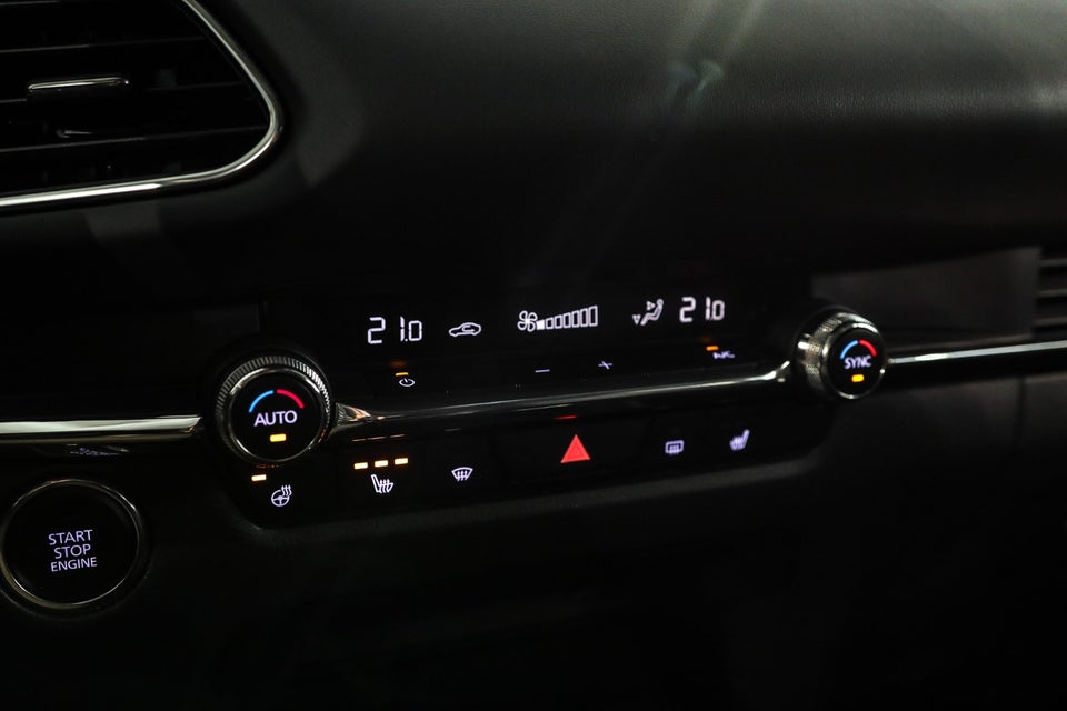 Mazda CX-30 2,0 SkyActiv-X 180 Cosmo 5d