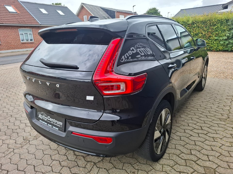 Volvo XC40 ReCharge Extended Range Plus 5d