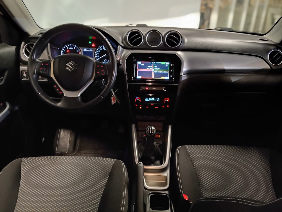 Suzuki Vitara 1,6 Active 5d