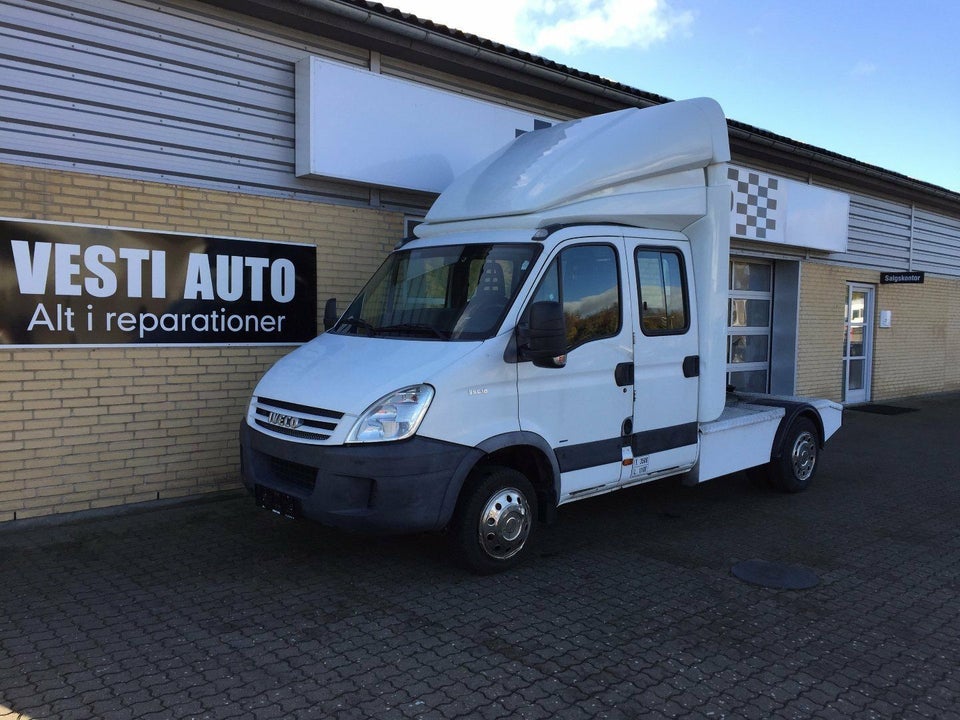 Iveco Daily 3,0 35C18 Minitrækker 4d