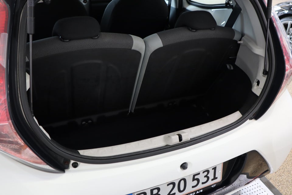 Toyota Aygo 1,0 VVT-i x-wave x-shift 5d