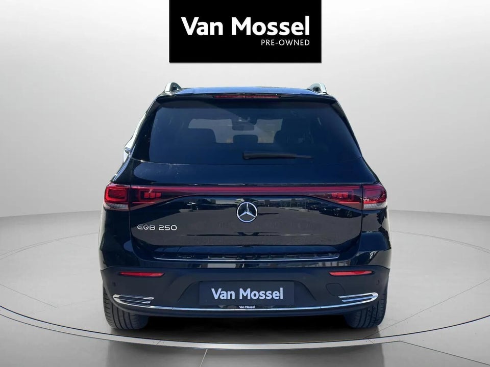 Mercedes EQB250 Progressive 5d