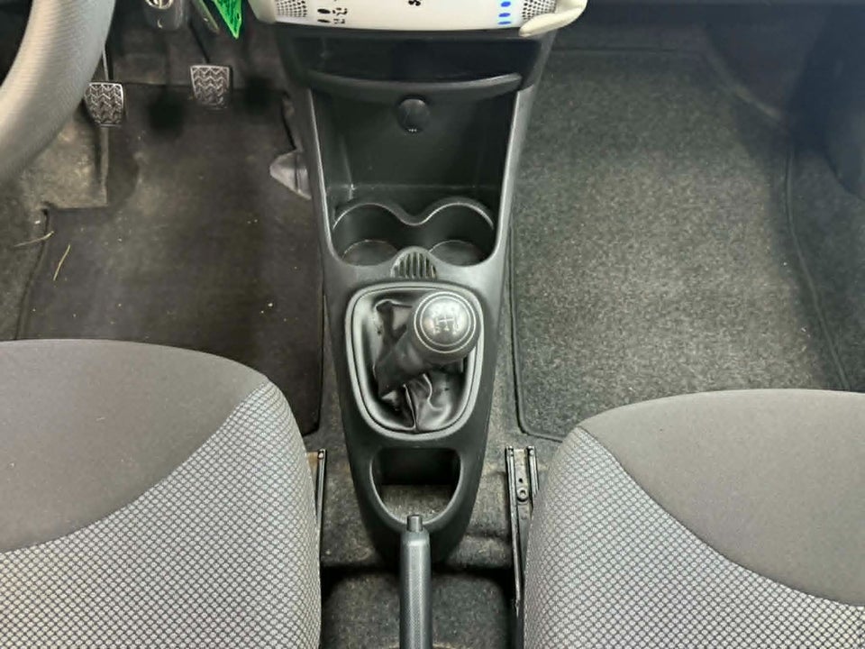 Toyota Aygo 1,0 VVT-i T2 5d