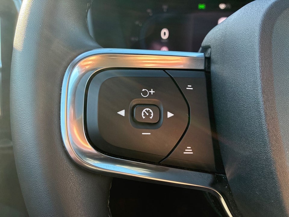 Volvo XC40 P6 ReCharge Ultimate 5d