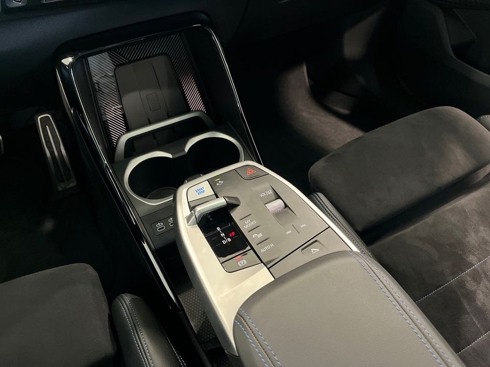 BMW iX2 eDrive20 M-Sport Pro 5d