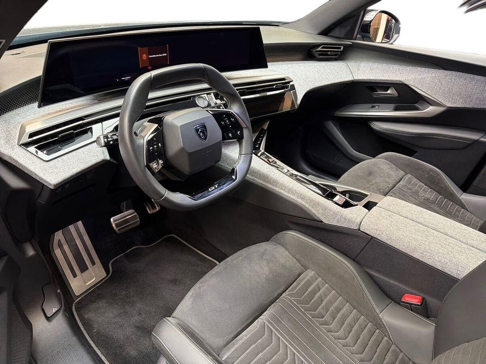 Peugeot e-5008 77 GT 7prs 5d