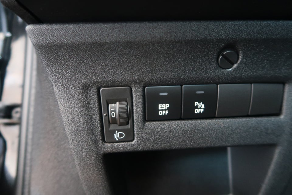 Citroën C4 1,6 HDi 110 VTR+ E6G 5d