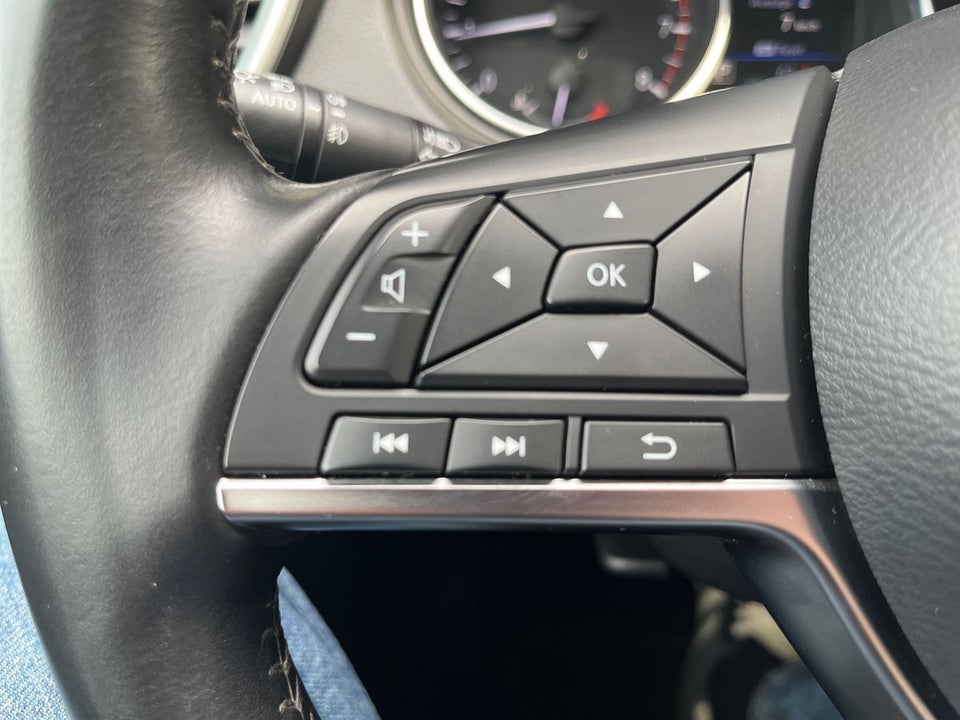 Nissan Qashqai 1,3 Dig-T 160 N-Connecta DCT 5d