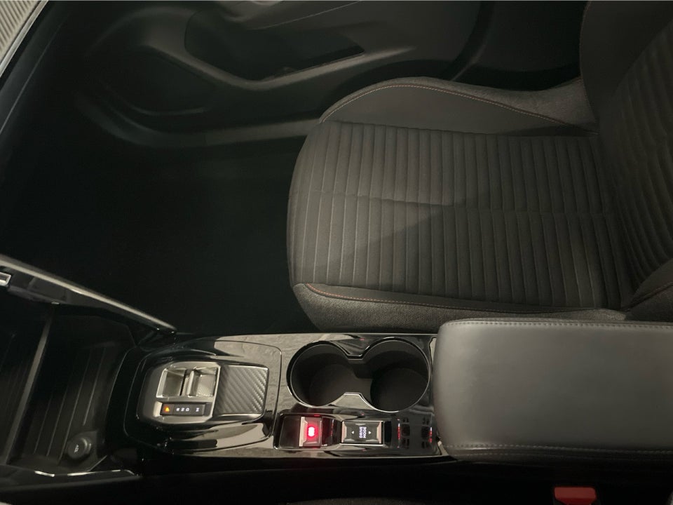 Peugeot 2008 1,2 PureTech 130 Active Pack EAT8 5d