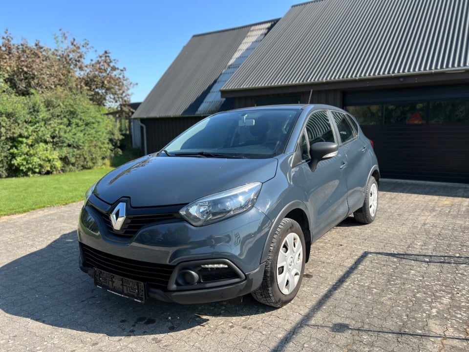 Renault Captur 0,9 TCe 90 Expression 5d