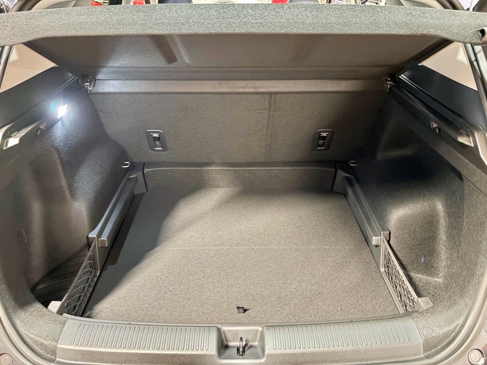 MG MGS5 64 Luxury 5d