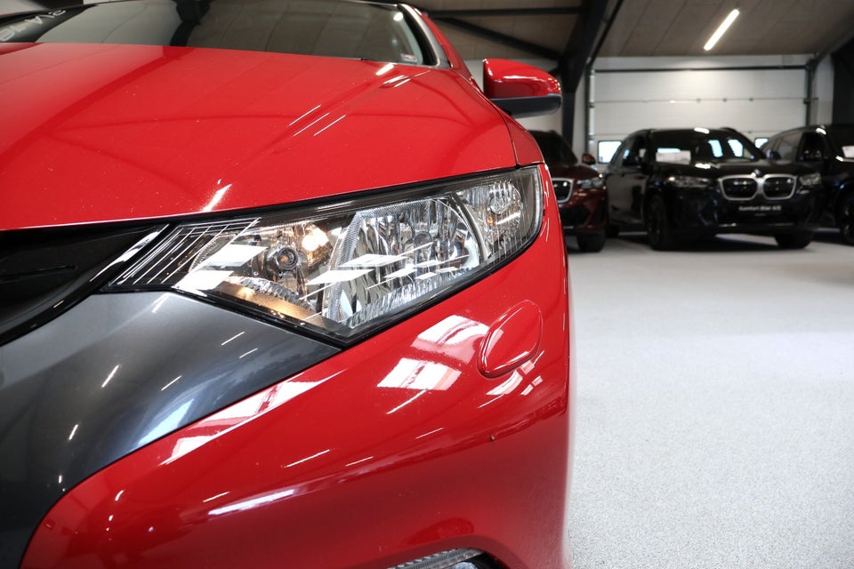 Honda Civic 1,8 i-VTEC Sport 5d