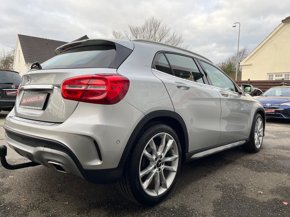 Mercedes GLA250 2,0 AMG Line aut. 4Matic Van 5d