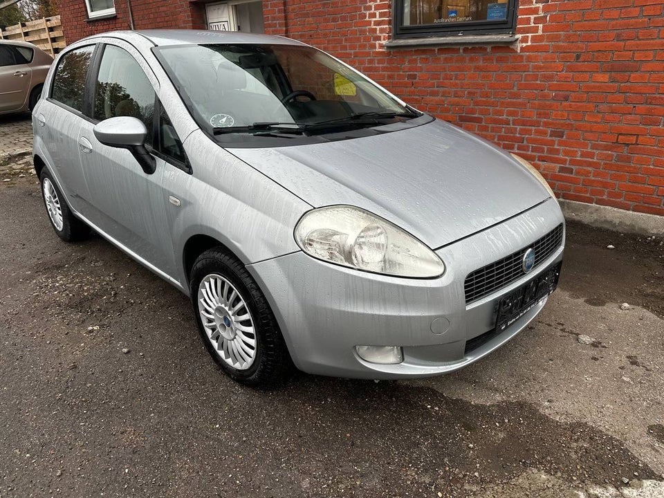 Fiat Grande Punto 1,4 Dynamic 5d