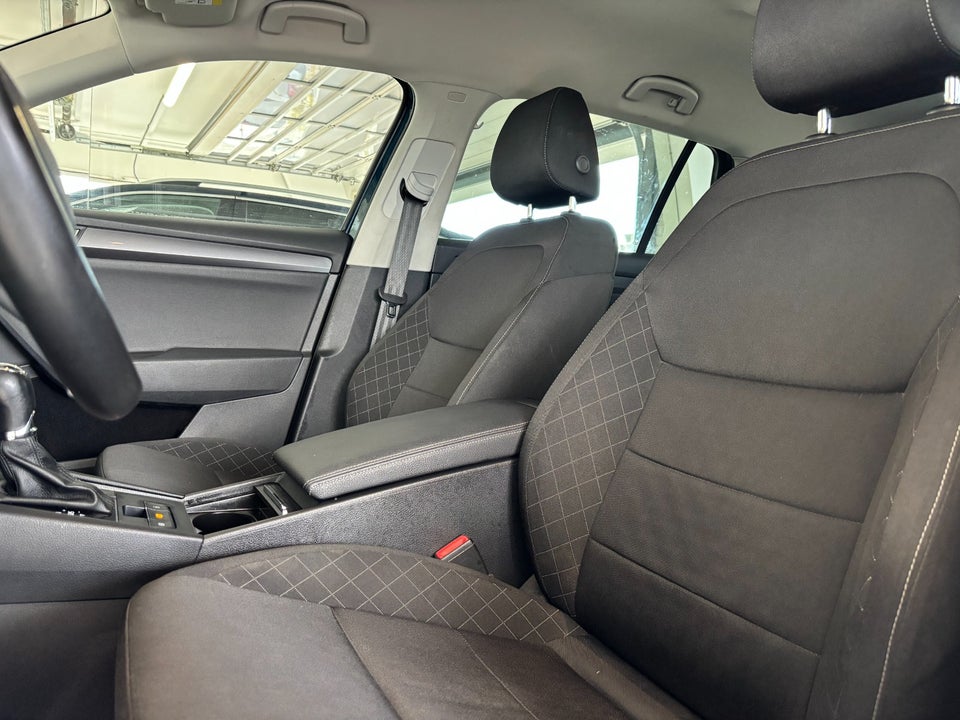 Skoda Superb 1,4 TSi 150 Active Combi DSG 5d