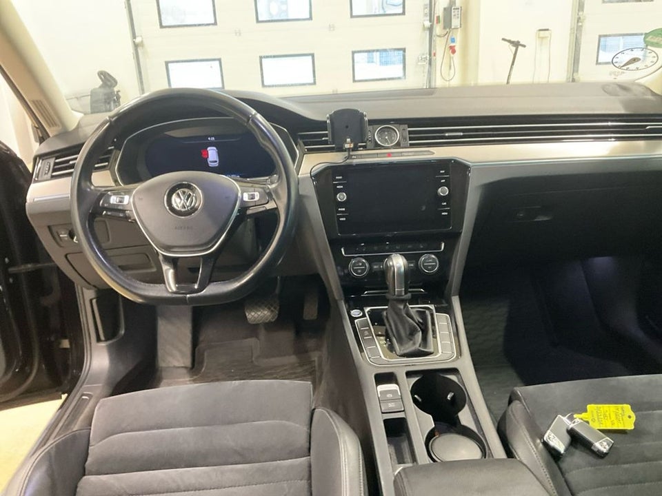 VW Passat 2,0 TDi 150 Highline Premium Variant DSG 5d