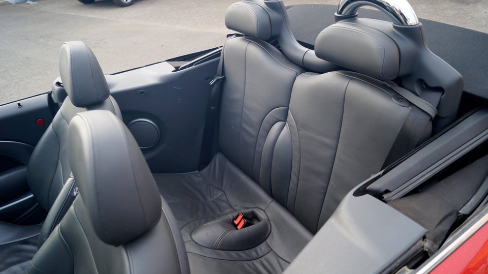 MINI Cooper 1,6 Cabriolet 2d