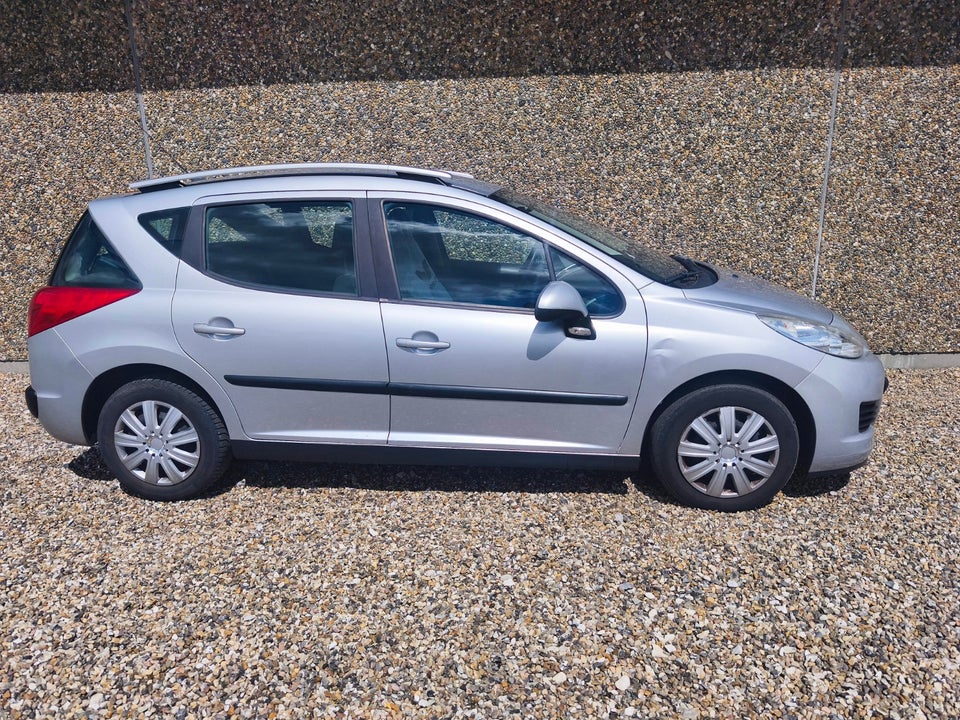Peugeot 207 1,6 HDi 90 Comfort+ SW 5d