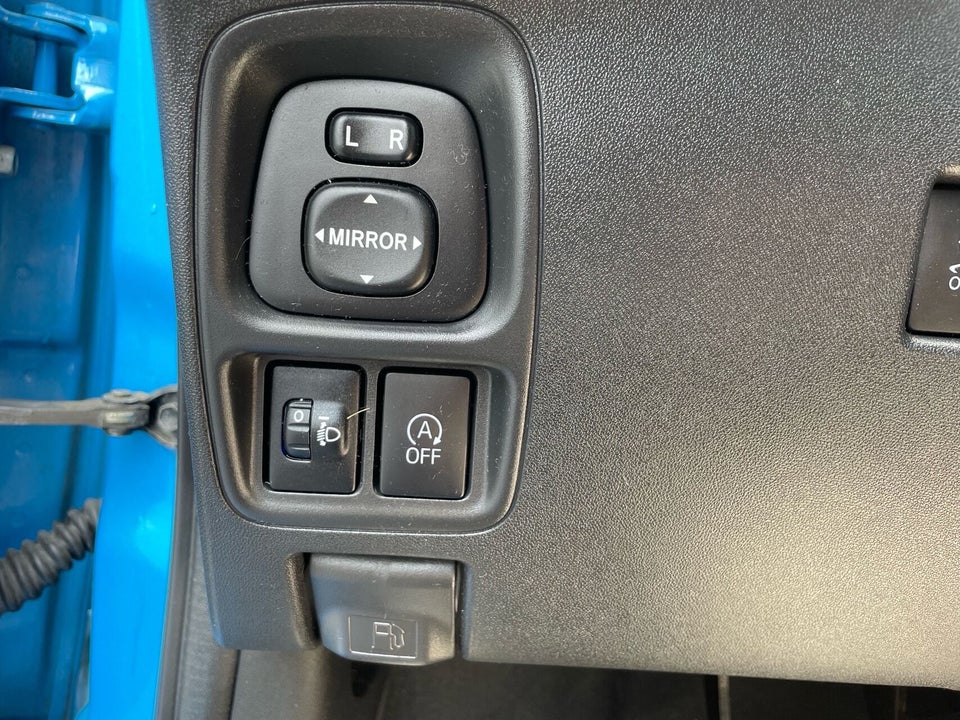 Toyota Aygo 1,0 VVT-i x-plore 5d