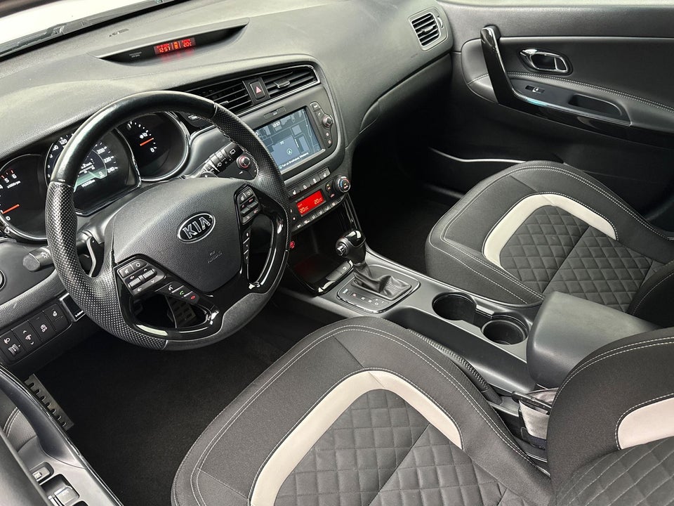 Kia Ceed 1,6 CRDi 136 GT-Line Limited DCT 5d