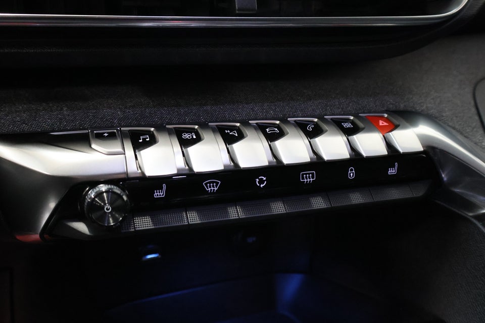 Peugeot 3008 1,6 Hybrid Allure Pack EAT8 5d