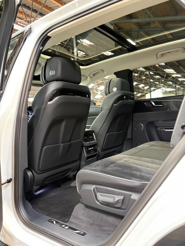 Hongqi E-HS9 84 Comfort 5d