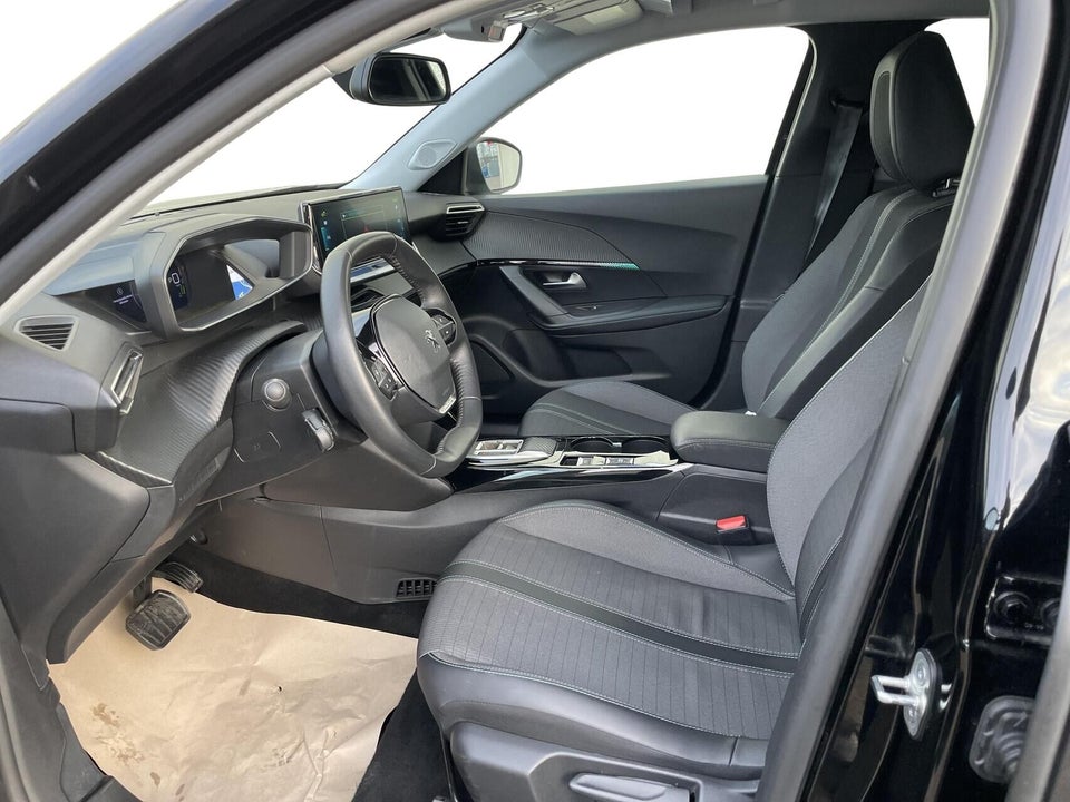 Peugeot e-2008 50 Allure 5d
