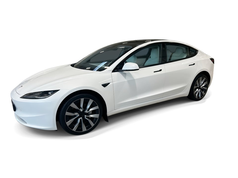 Tesla Model 3 Long Range AWD 4d