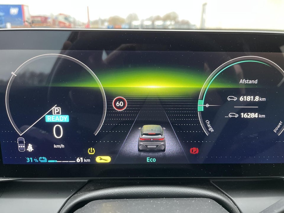 Renault Megane E-Tech 40 Equilibre 5d