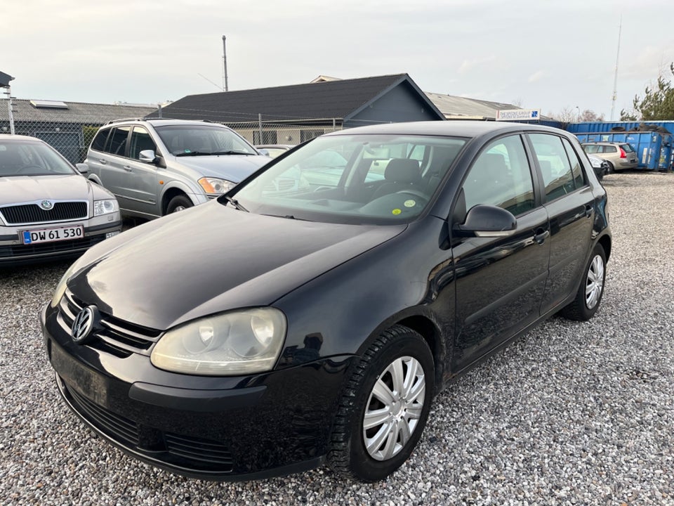 VW Golf IV 1,6 FSi Trendline Variant 5d