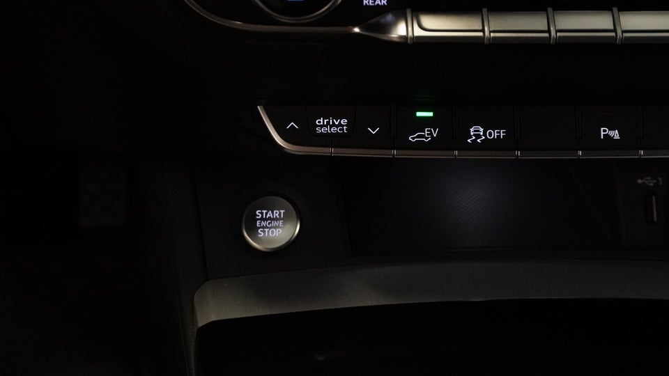 Audi Q5 50 TFSi e S-line quattro S-tr. 5d