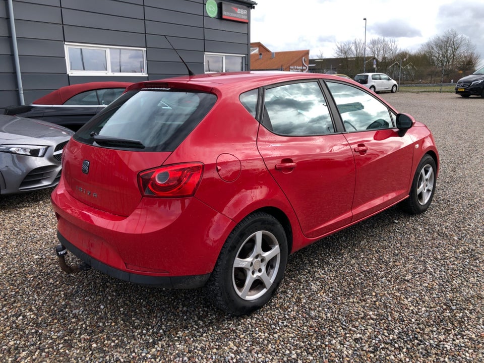 Seat Ibiza 1,4 16V 85 Reference 5d