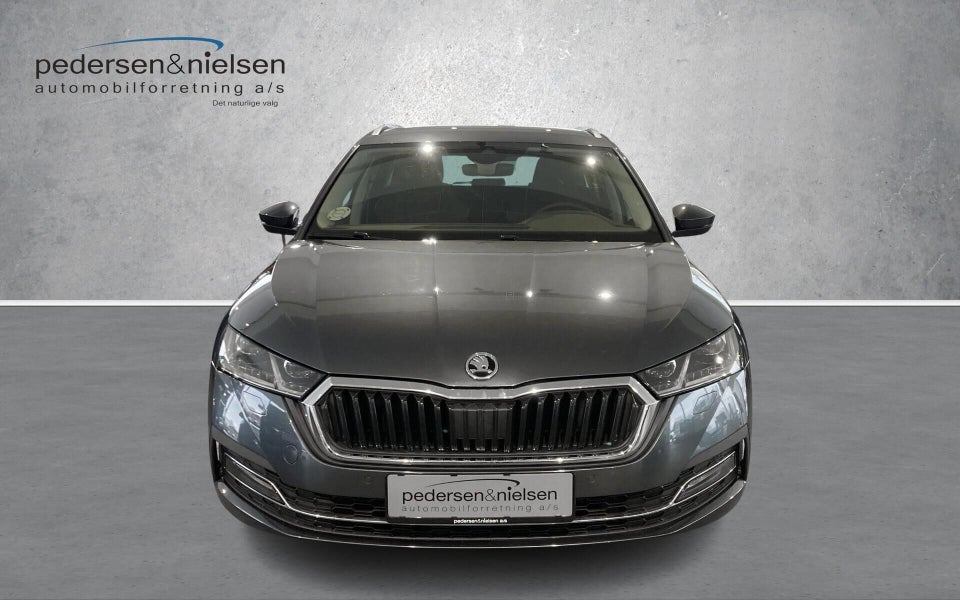 Skoda Octavia 1,4 TSi iV First Edition Combi DSG 5d