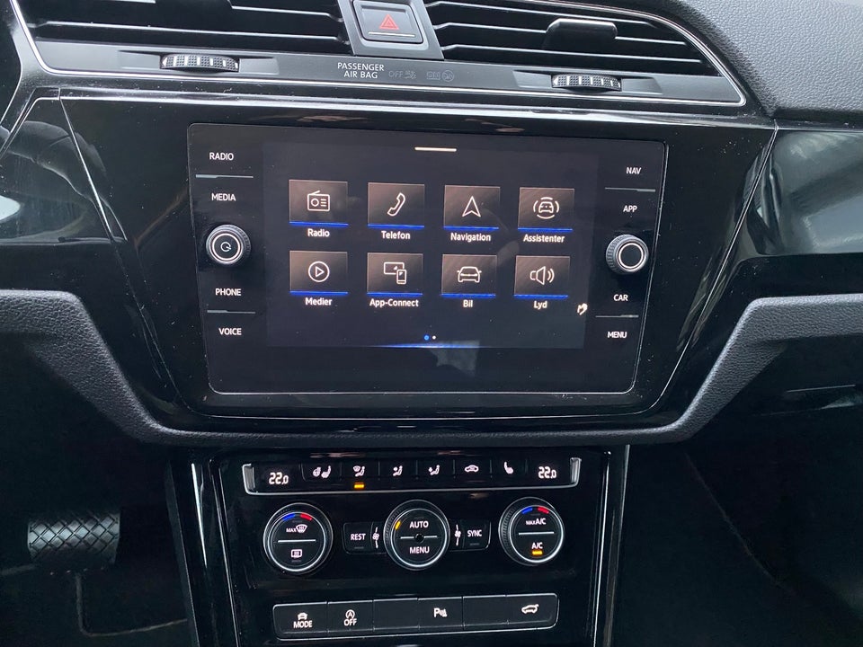 VW Touran 2,0 TDi 150 Highline+ DSG Van 5d