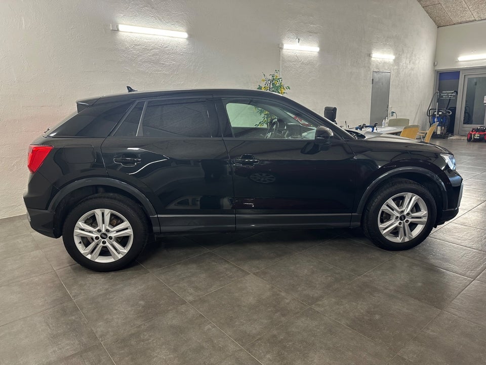 Audi Q2 35 TFSi Prestige S-tr. 5d