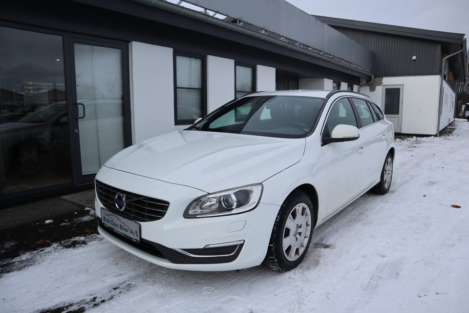 Volvo V60 2,0 D3 136 Momentum aut. 5d