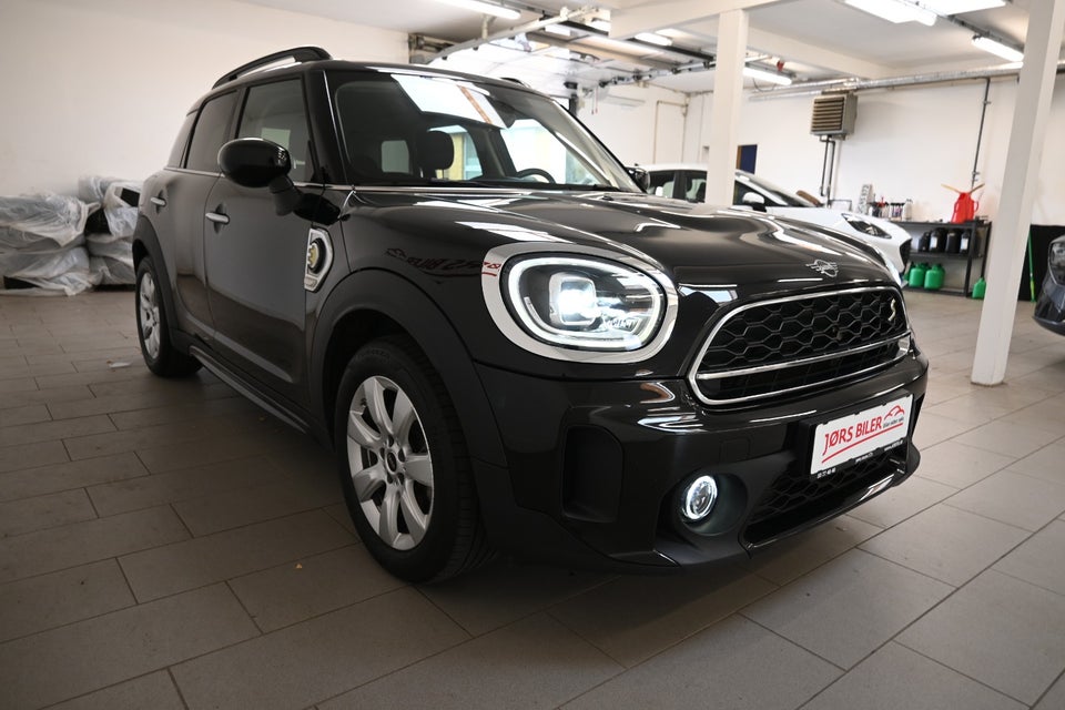 MINI Countryman Cooper SE 1,5 Essential aut. ALL4 5d