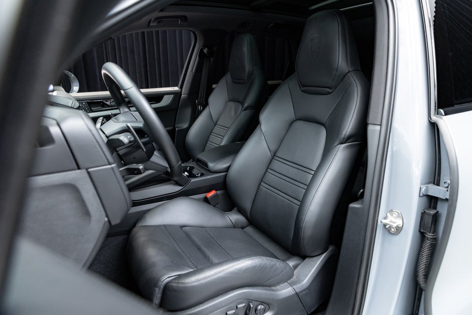 Porsche Cayenne 3,0 E-Hybrid Tiptr. 5d